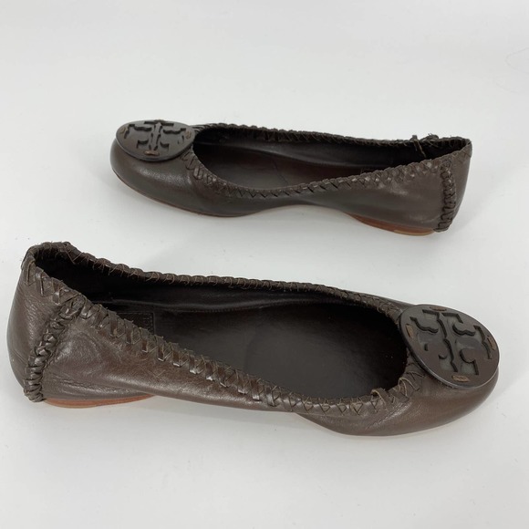 TORY BURCH Brown Leather Subdued Logo Ballet Flats - Picture 4 of 4